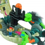 Mighty Max Bytes Cyberskull Playset Open pieces