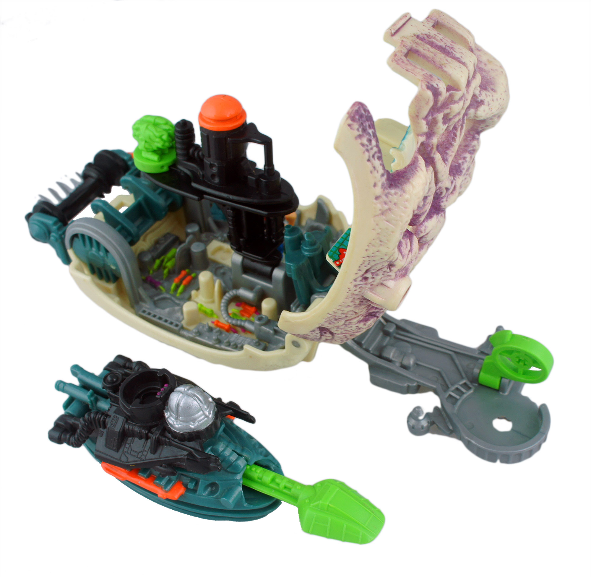 Mighty Max Bytes Cyberskull Playset - Leftover Culture Review Mighty Max Bytes Cyberskull Playset - Leftover Culture Review