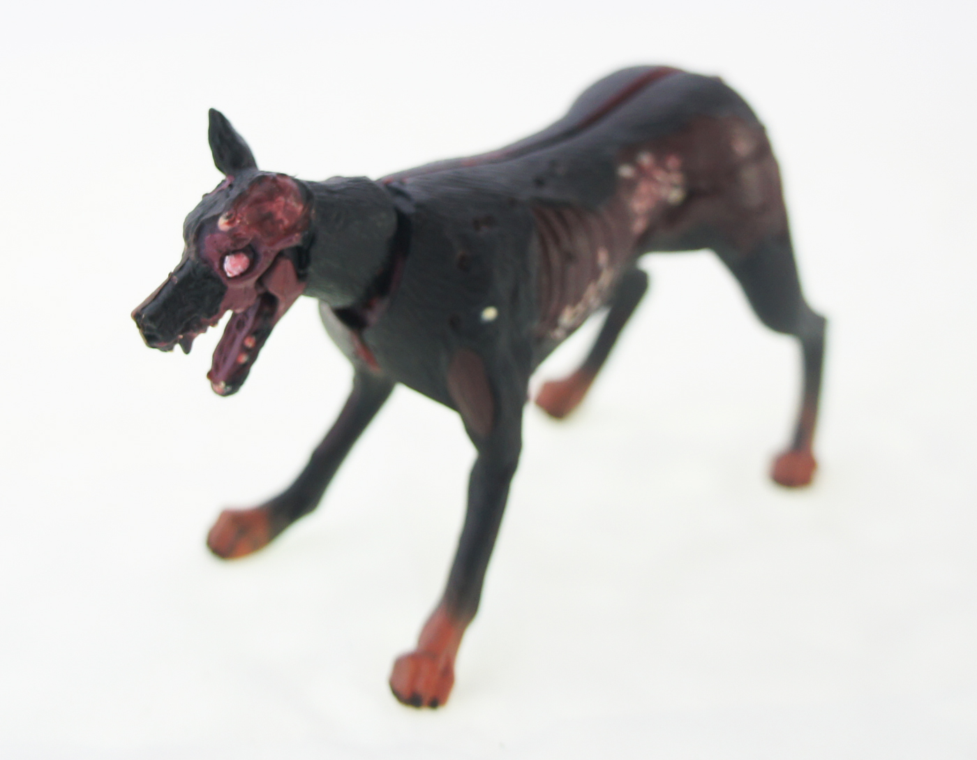 Cerberus-Toy-Biz-Dog-Resident-Evil.jpg